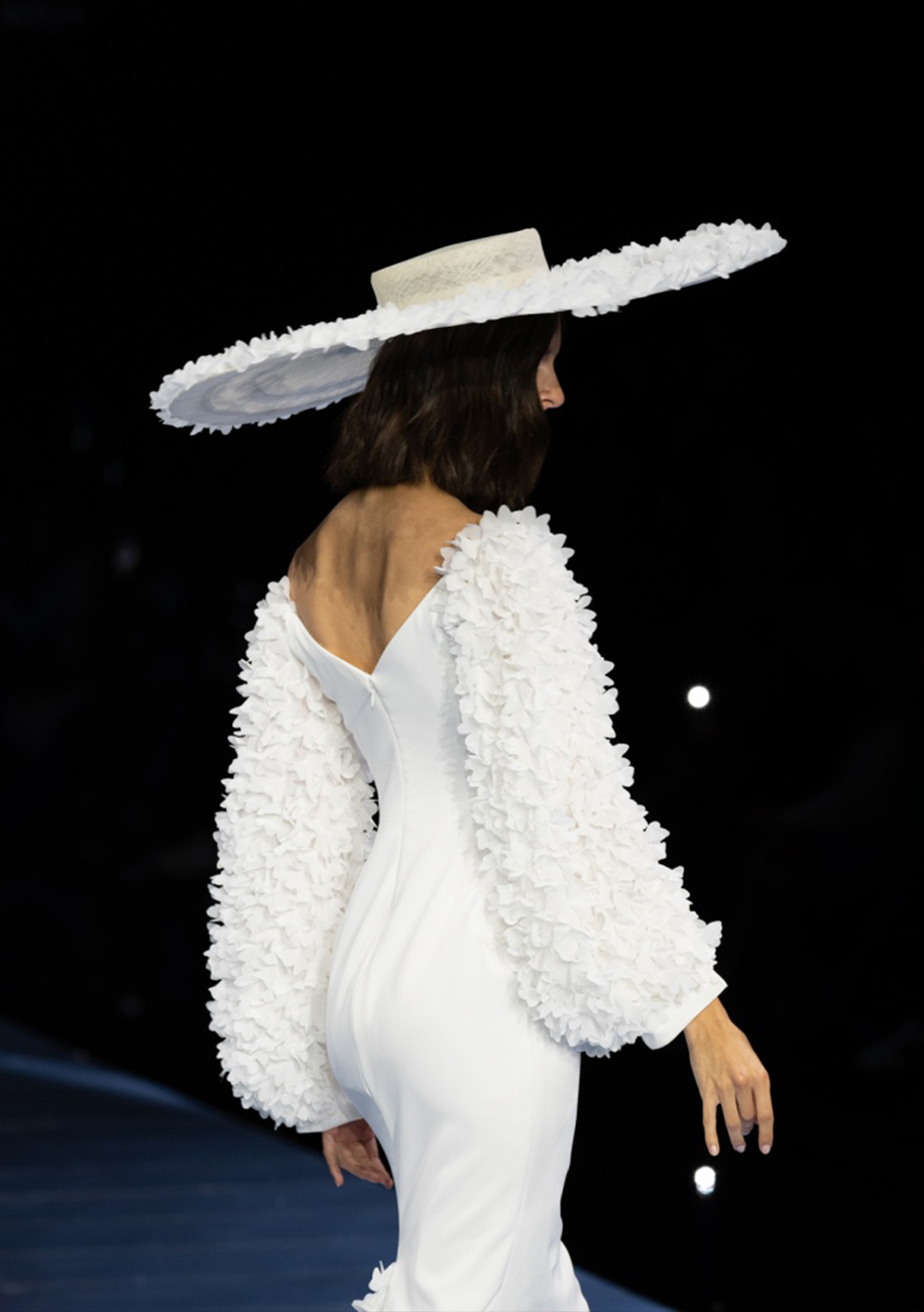 Vertical Project Image